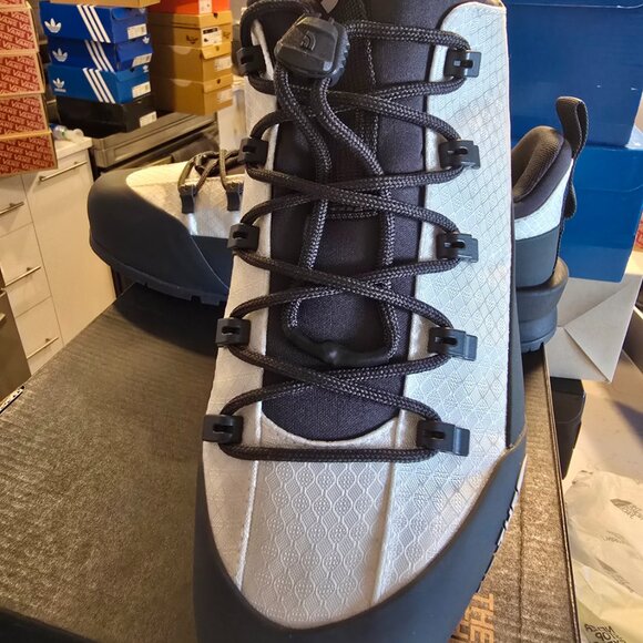 The North Face Glenclyffe Low Shoes Men's Size 13 NF0A8178CO0-110 White Dune NEW - Picture 2 of 14